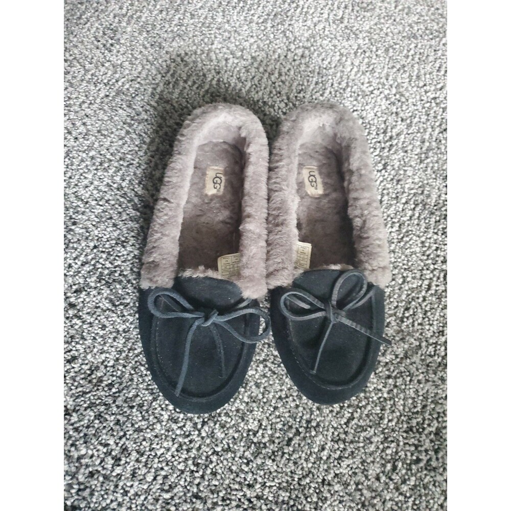 UGG Solana Loafer Women 7  Black, Grey Shearling Warm Fuzzy Comfort Slipper